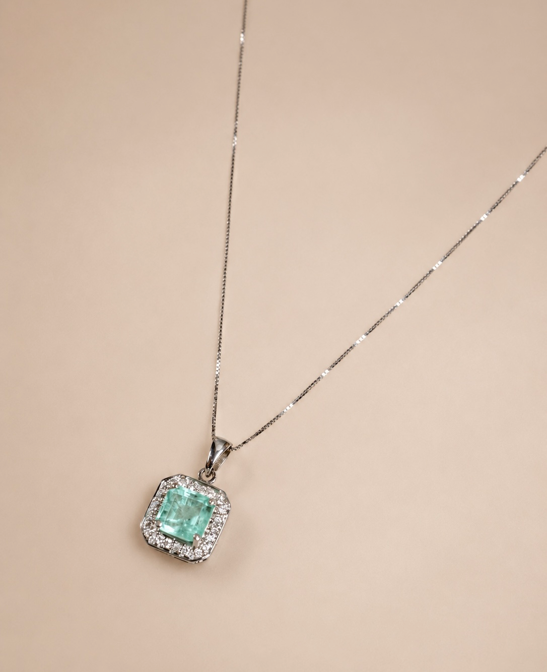 Colar Esmeralda Colombiana e Diamantes